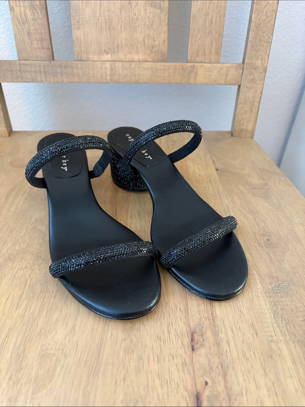 Copper Key Black Beaded Double-Strap Block Heels Sz 8